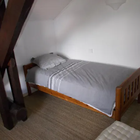 De L'abondance Apartment